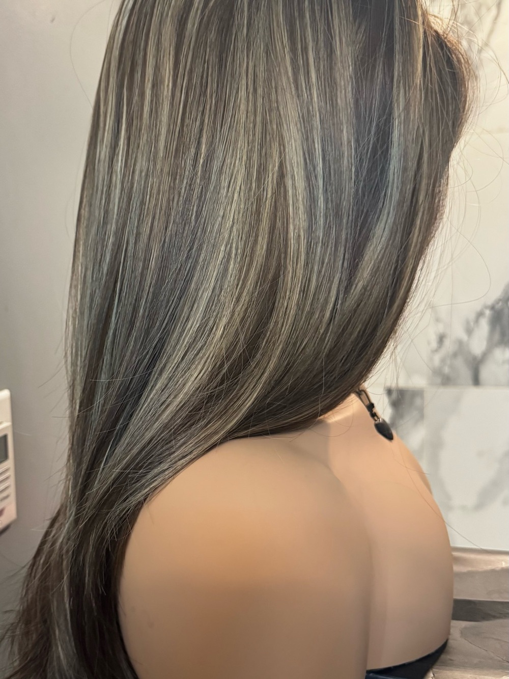 EllaRae “Roxy” medium brown with highlights basic cap - Picture 2 of 4
